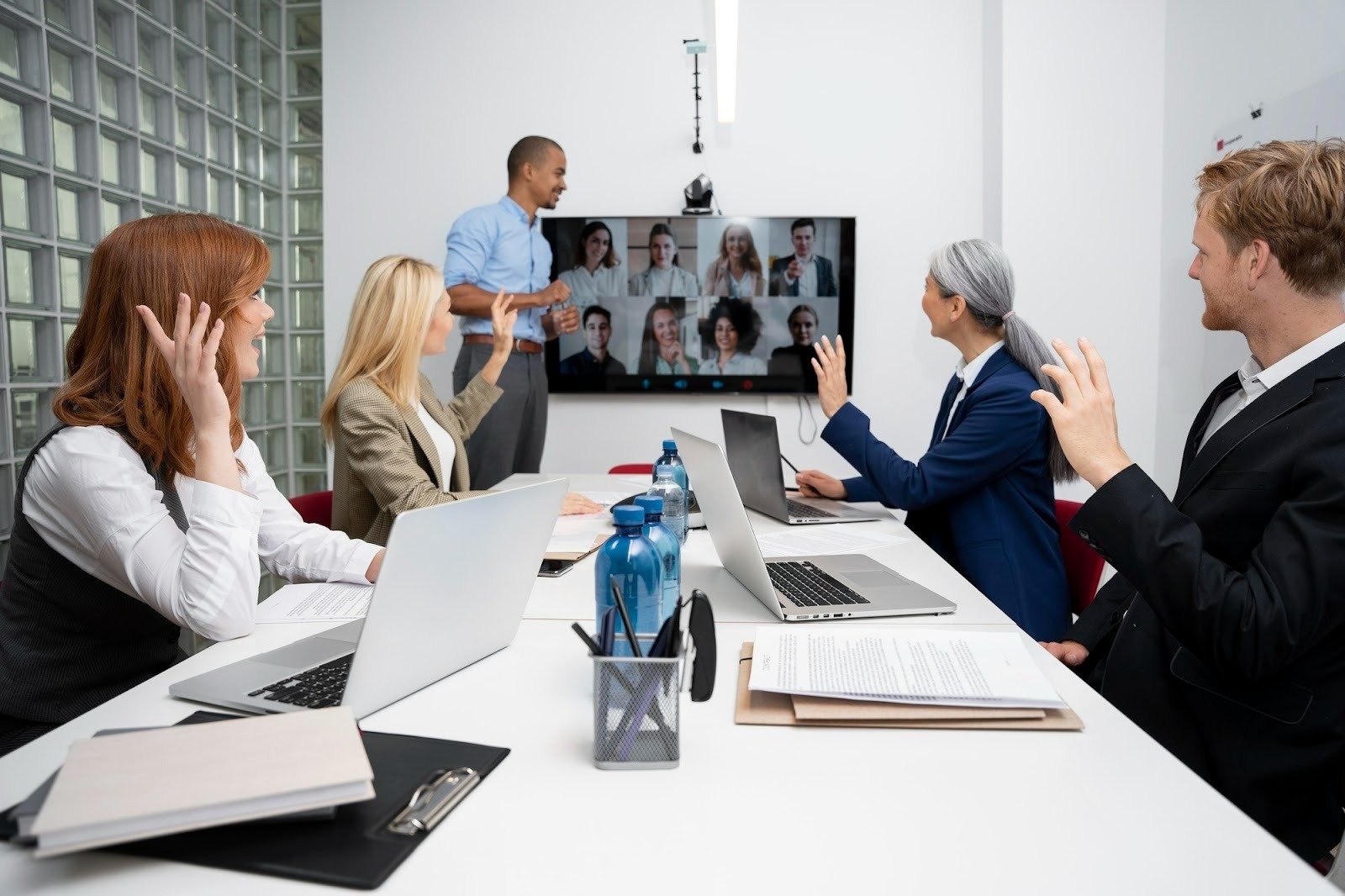 How Video Face Swap Is Transforming Corporate Training and Internal Communication