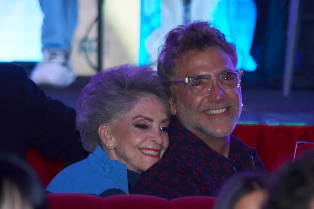 Vicente Fernández Wife: The Story of María del Refugio “Cuquita” Abarca